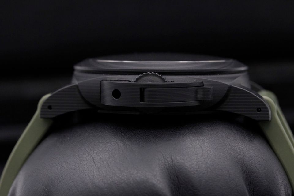 Panerai Luminor Quaranta PAM01526 Image 3